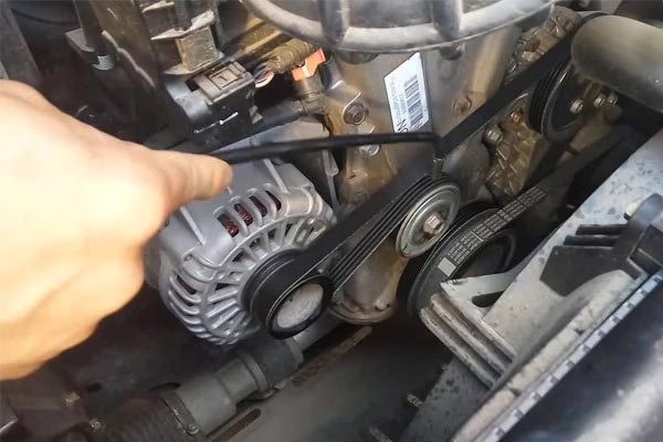 香洲转速传感器的工作原理是什么？